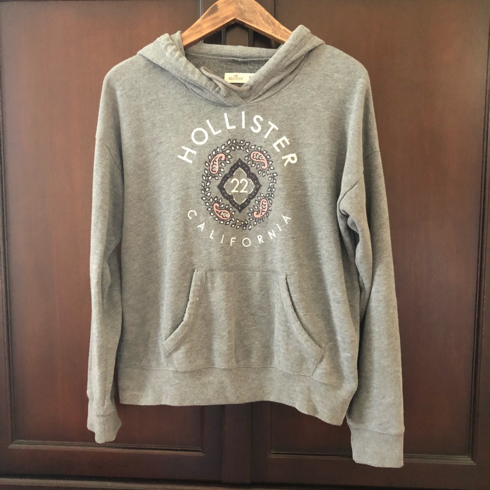 HOLLISTER Gray Women’s Hoodie (Medium)